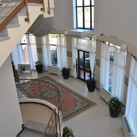 Hotel Rodia 3*