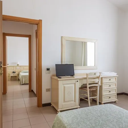 Rodia Hotel 3*