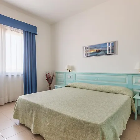 Rodia Hotell 3*