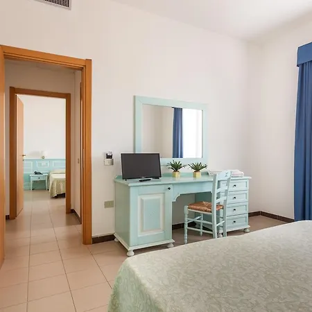 Rodia Hotell 3*