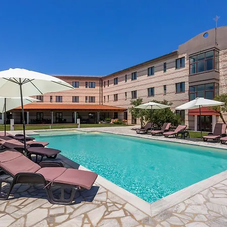 Hotel Rodia 3*