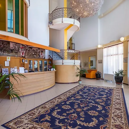 Hotel Rodia 3*