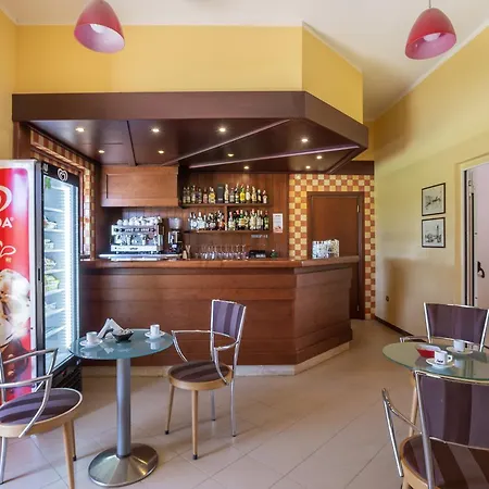 Hotel Rodia 3*