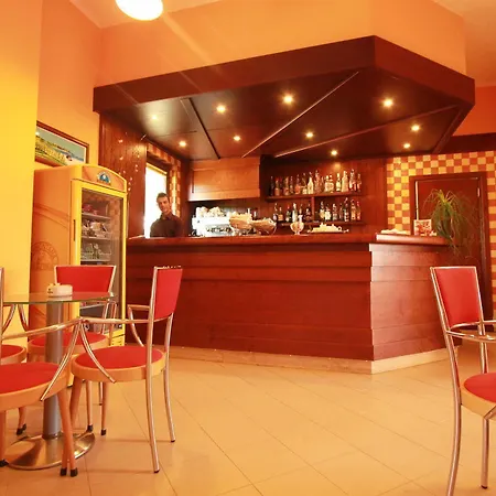 Hotell Rodia 3*