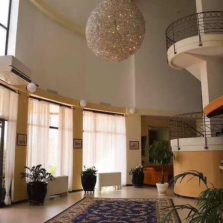 Hotell Rodia 3*